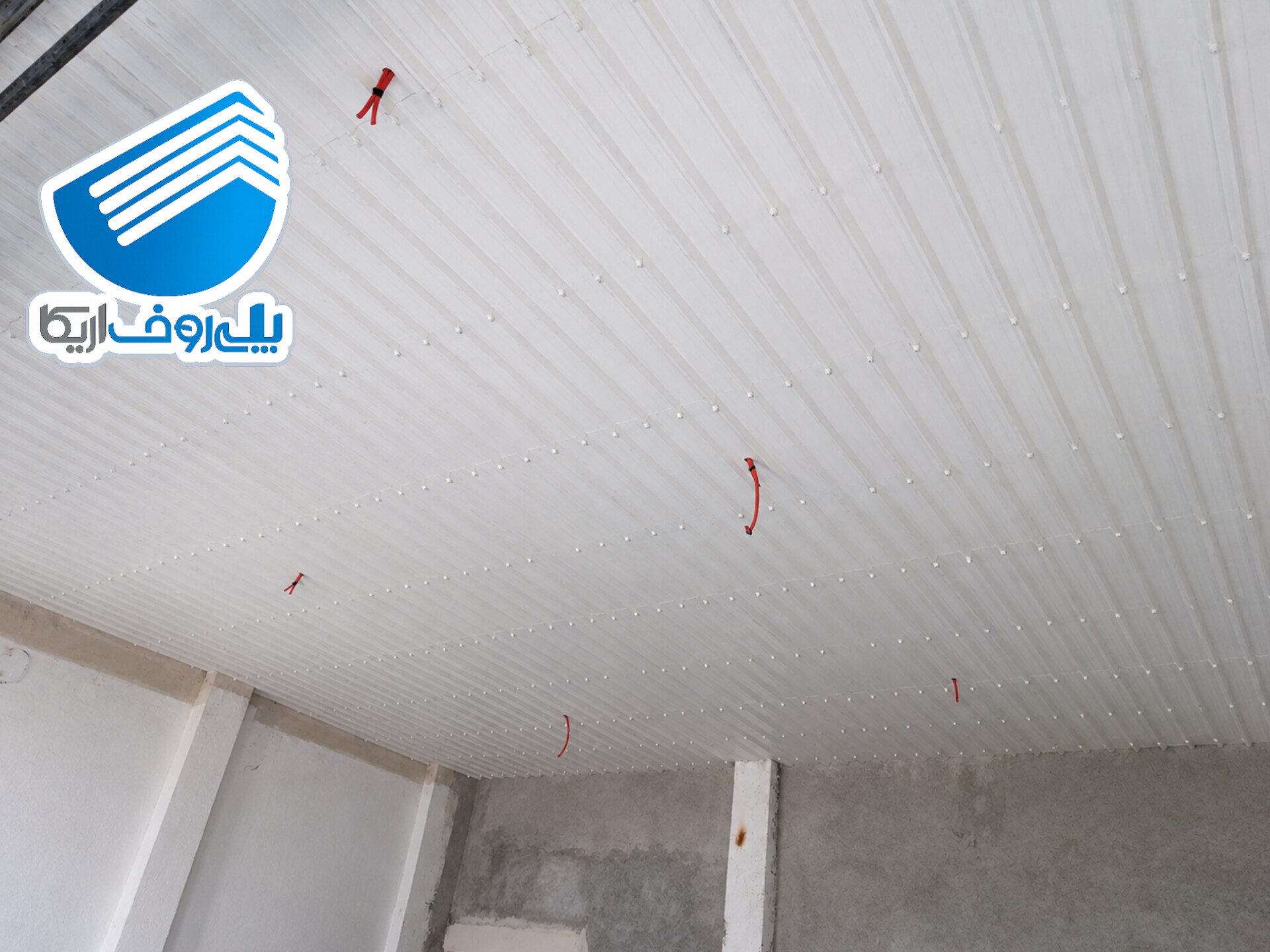 اجرای سقف شرکت میگو صدر دریا در شهرک صنعتی بابلسر | پروژه ۱۴۰۰ متری